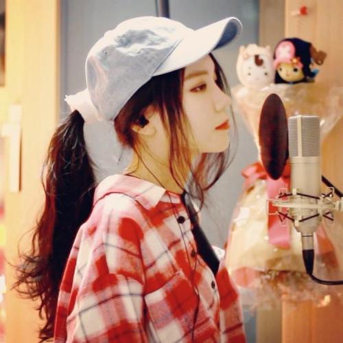 New video tomorrow❤️ #everyfriday ?