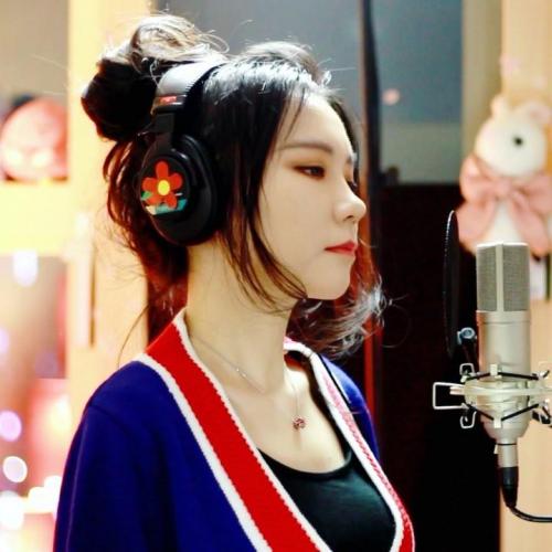 New video tomorrow (๑>◡<๑)? #gardeners? #우리 내일 만나요용용? #thechainsmokers #thisfeeling #cover