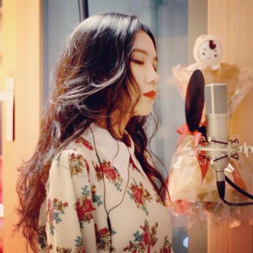 New video tomorrow❤️ #everyfriday ⭐️