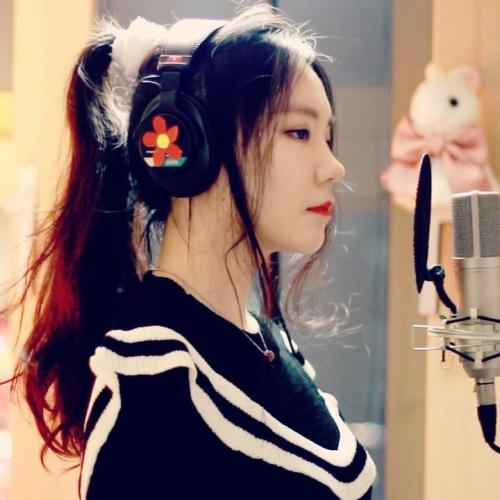 New video tomorrow? #everyfriday ❤️