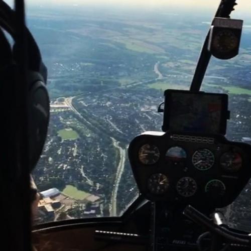 Travelling to the recording studio in a helicopter was so much fun! I am so excited to show you more of my journey? 헬리콥터타고 녹음실로 이동하는중이에요 그런데 지금 한국에 태풍이 온다고 들었어요 부디 피해가 없었으면 좋겠어요 너무 걱정되네요..