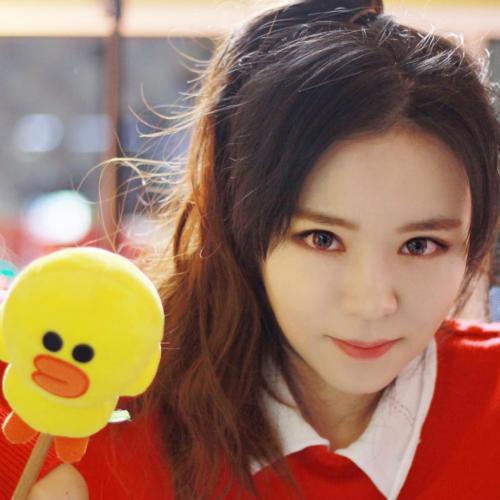 수험생 여러분 너무너무 고생했어요? New video tomorrow? #모두좋은결과있기를❤️