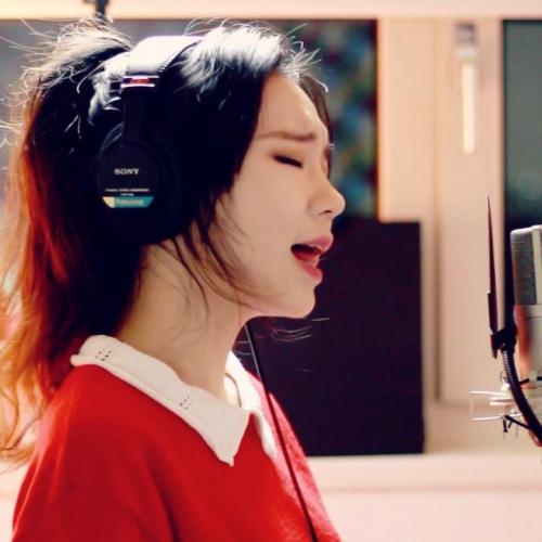 Yes! Today is Friday ? Did you check out my new cover video~? ?☺️ #everyfriday #모두주말잘보내세요❤️