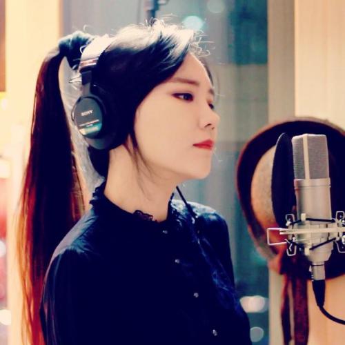 New video tomorrow! #everyfriday ?