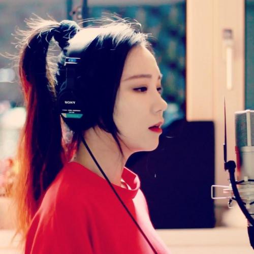 You woke me up!! new video tomorrow❤️#everyfriday??