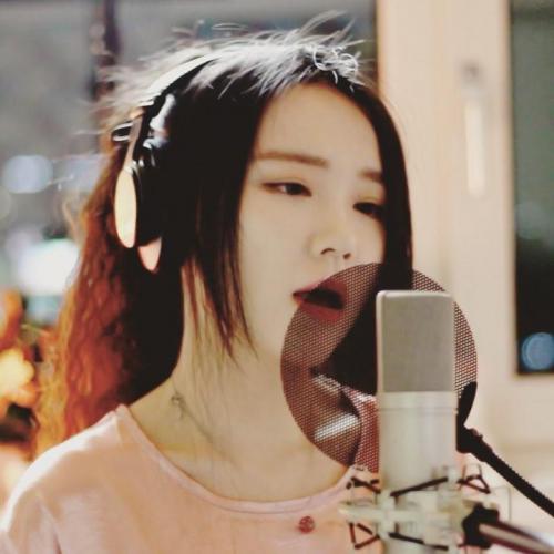 New video tomorrow!! ?? #everyfriday ?