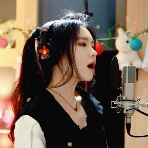 Verified I've got a new video "Lily" out on YouTube tomorrow? Yeah #내일은릴리입니다